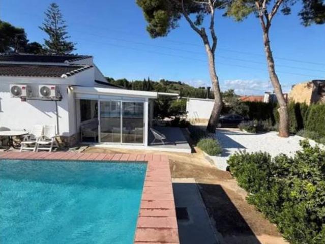 Chalet Venta Valencia de Las Torres, Valencia de Las Torres
