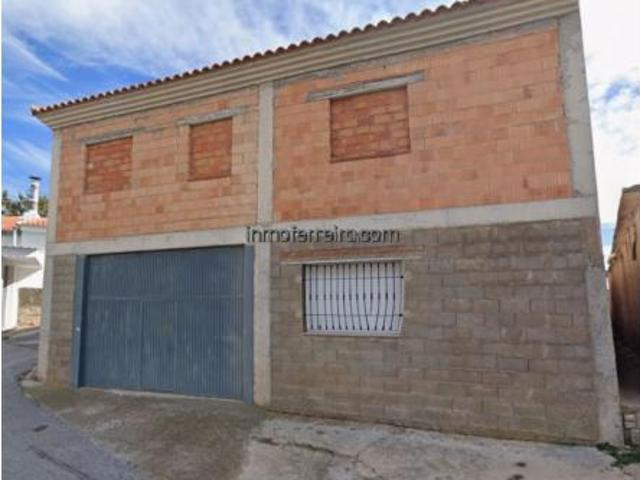 Chalet Venta Valle del Zalabí, Charches