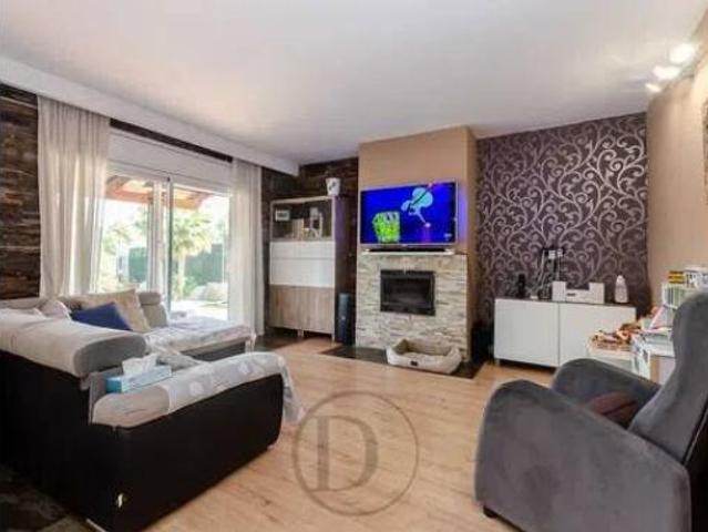 Chalet Venta Vallirana, Vallirana