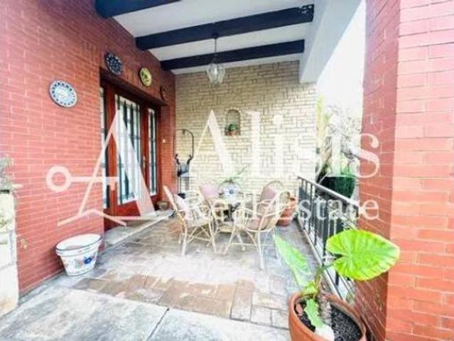 Chalet Venta Vallirana, Vallirana