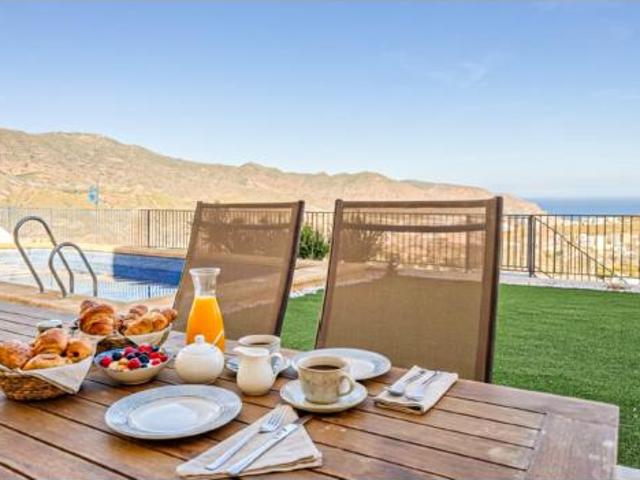 Chalet Venta Vícar, La Envía