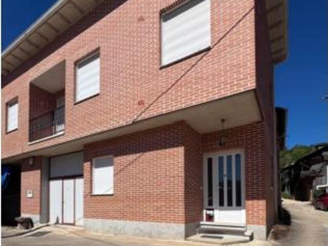 Chalet Venta Villafranca del Bierzo, Valtuille de Arriba