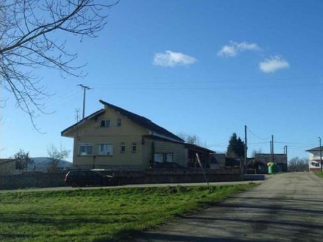 Chalet Venta Villagatón, Barrio de Tabladas