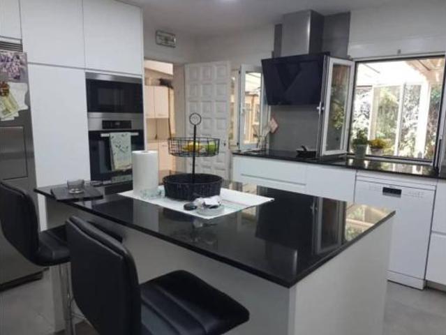 Chalet Venta Villalbilla, Villalbilla