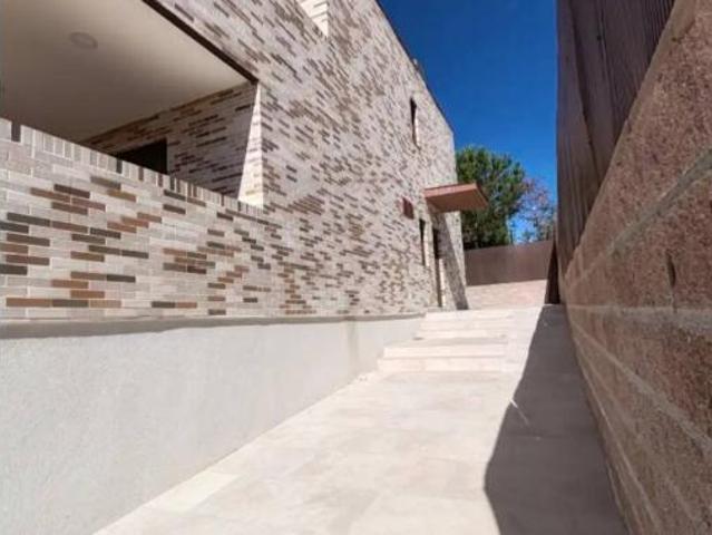 Chalet Venta Villalbilla, Villalbilla