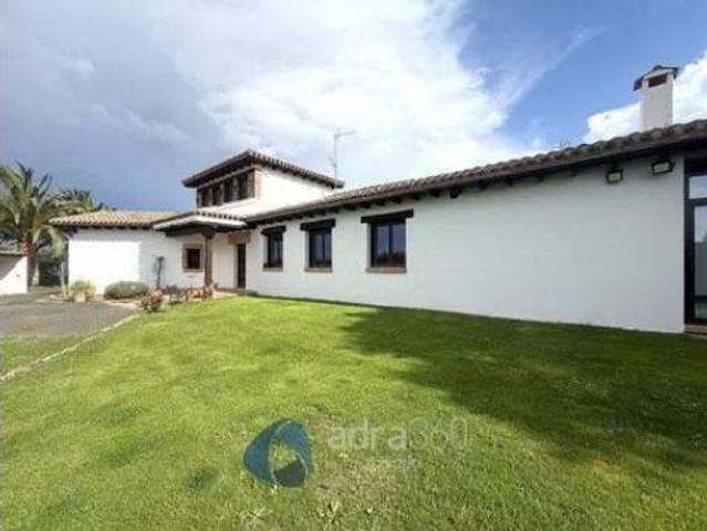 Chalet Venta Villamediana de Iregua, Villamediana de Iregua