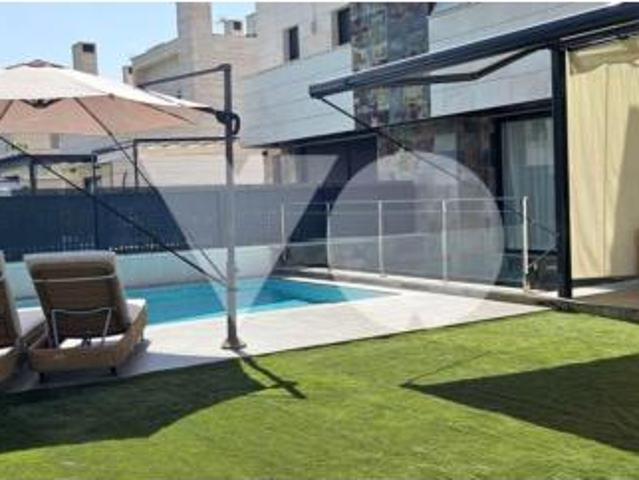 Chalet Venta Villanueva de la Cañada, Núcleo Urbano