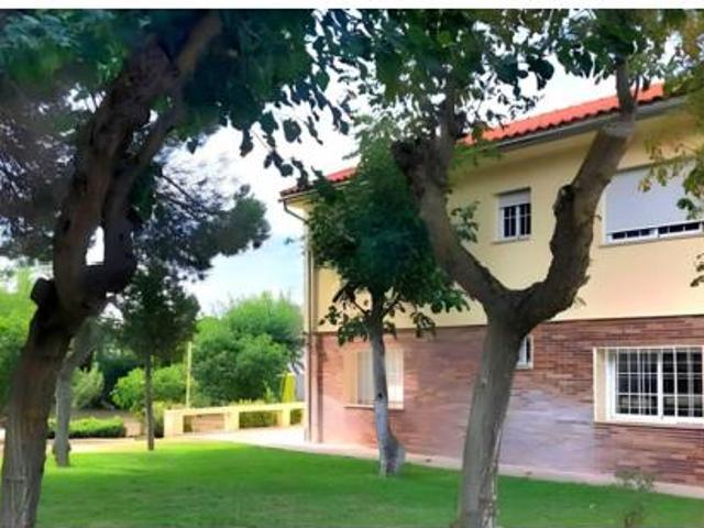 Chalet Venta Villanueva del Pardillo, Urbanización Santa María