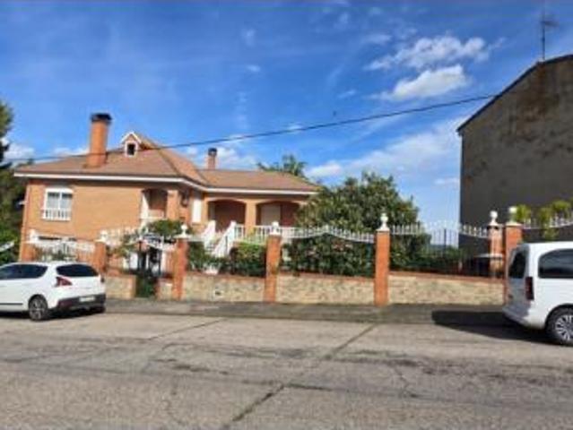 Chalet Venta Villaquilambre, Llano de Navatejera