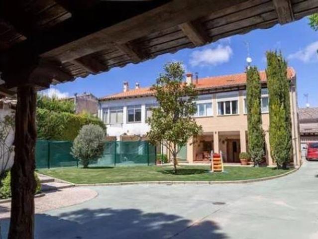 Chalet Venta Zazuar, Zazuar