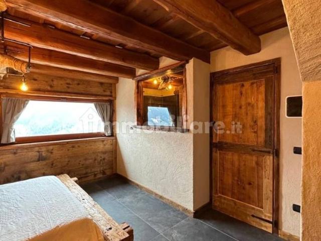 Chalet via Caduti per la Resistenza 15, Galleno, Corteno Golgi