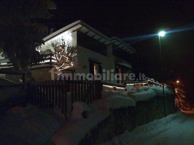 Chalet via Cristo delle Nevi, Ussita