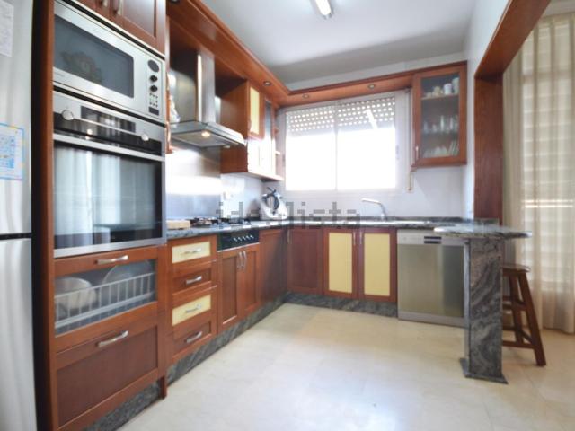 Chalet, Vila Seca