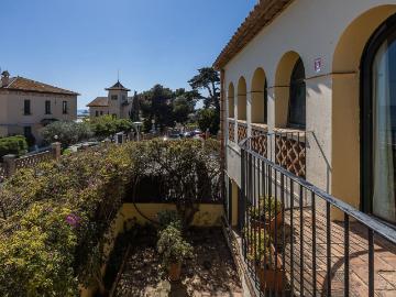 Chalet, Vilanova i la Geltrú