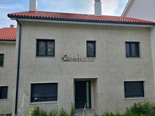 Chalet, Vilaboa
