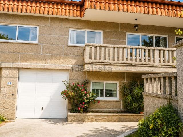 Chalet, Vilaboa