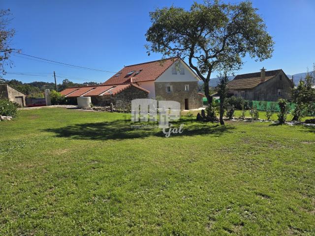 Chalet, Vilaboa