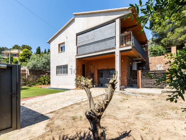 Chalet, Viladecavalls