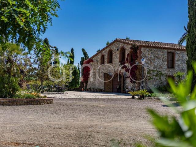 Chalet, Vilallonga del Camp