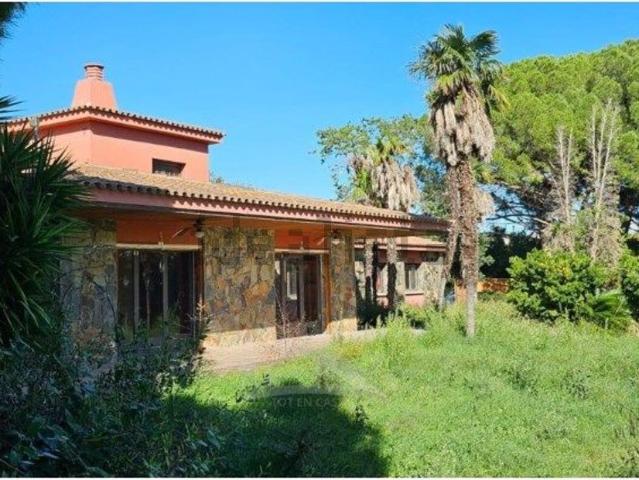 Chalet, Vilallonga del Camp