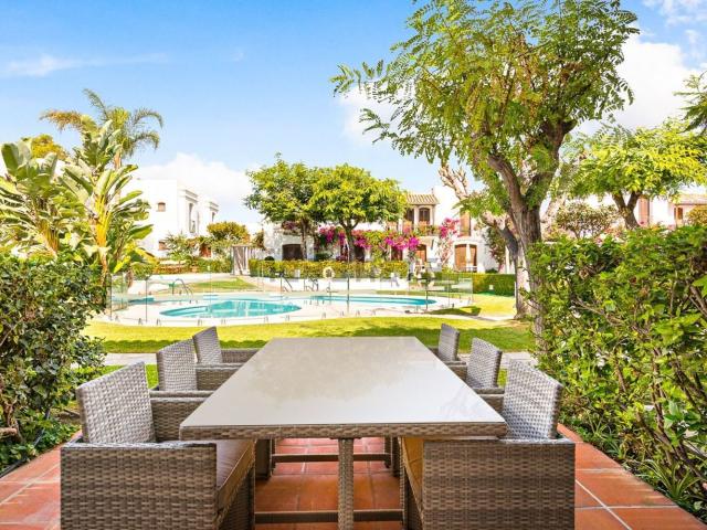 Chalet, Villacana Costalita Saladillo, Estepona
