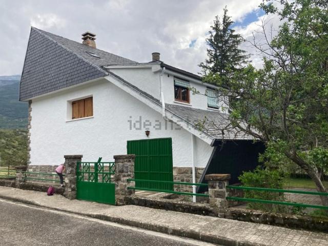 Chalet, Villanúa