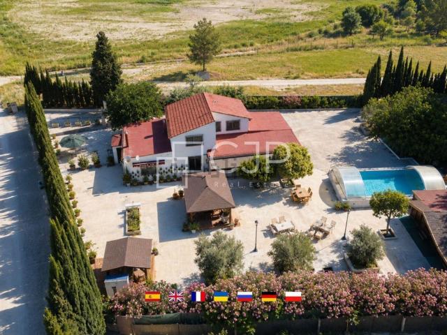 Chalet, Villena
