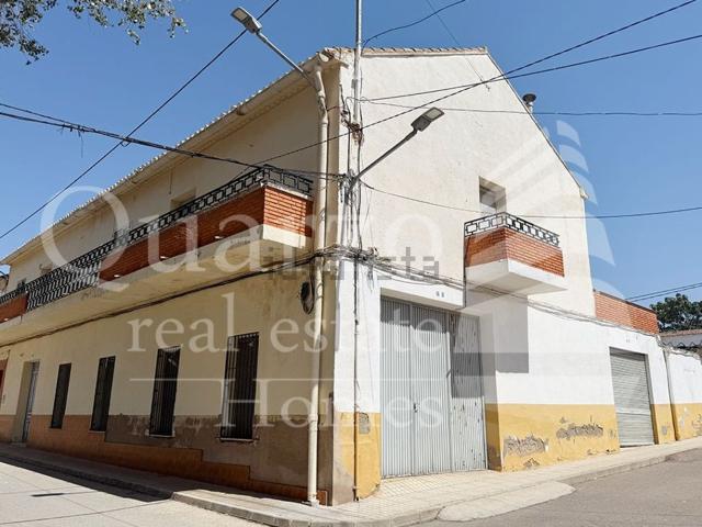 Chalet, Villena
