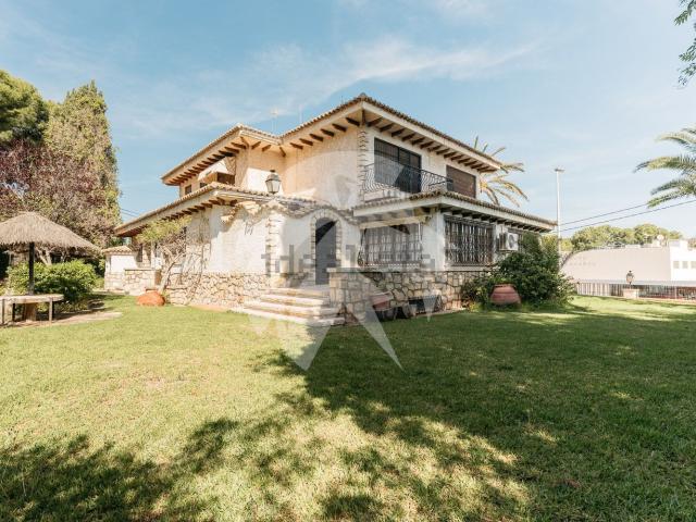 Chalet, Vistahermosa, Alicante / Alacant