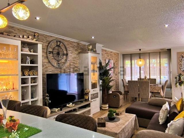 Chalet, Zona Universidad, Elche / Elx