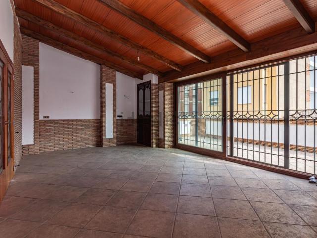 Chalet, Zona Hospital Plaza del Real, Castellón de la Plana / Castello de la Plana