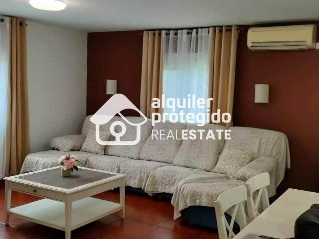 CHALET ZONA LA ELIANA