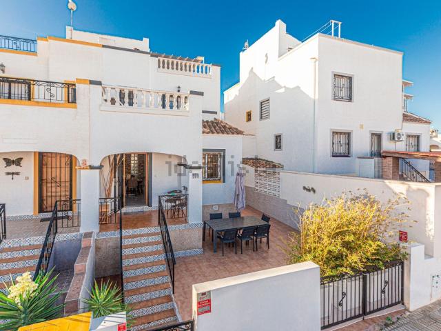 Chalet, Zona Lago Los Almendros, Orihuela