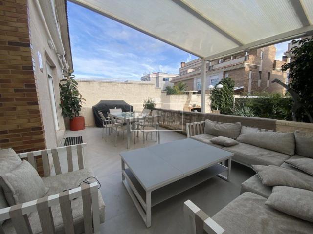 Chalet, Zona Pau Lledó, Castellón de la Plana / Castello de la Plana