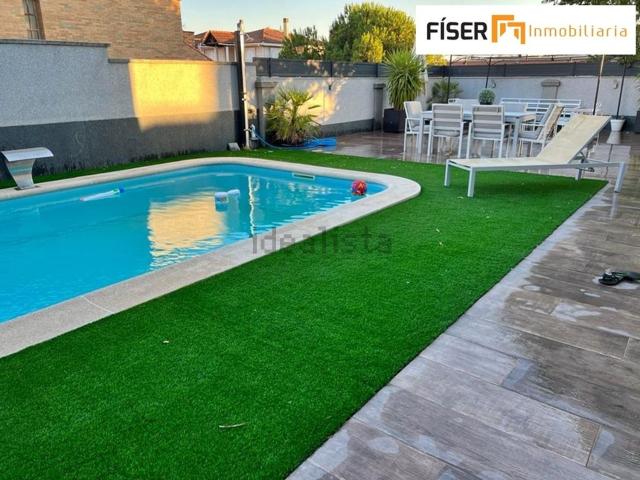 Chalet, Zafra