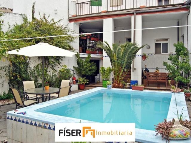 Chalet, Zafra