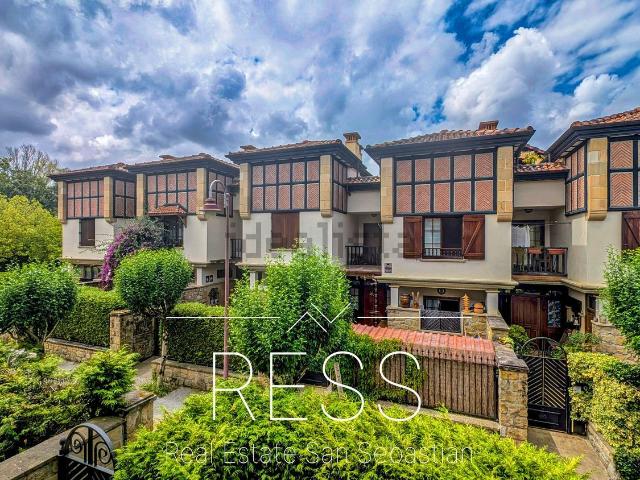 Chalet, Zarautz