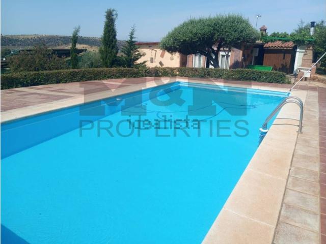 Chalet, Zarza de Alange