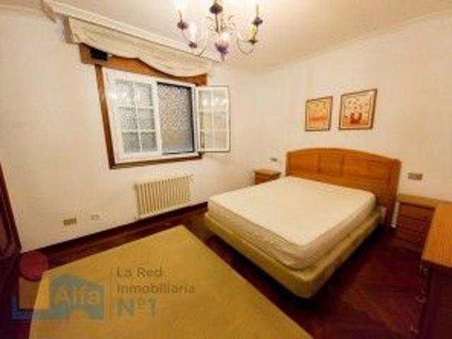 Chalet/casa independiente en alquiler en Coruxo