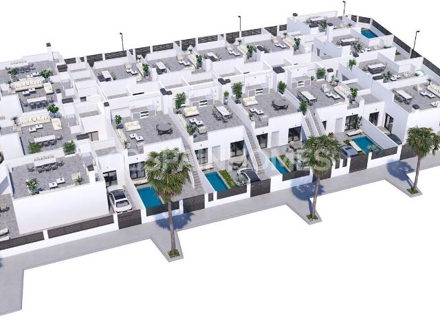 Chalets de Una Planta con Piscina Privada en Murcia