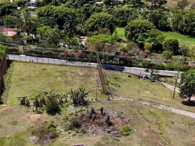 Chalezinho à venda no Condomínio Nossa Fazenda em Esmeraldas MG