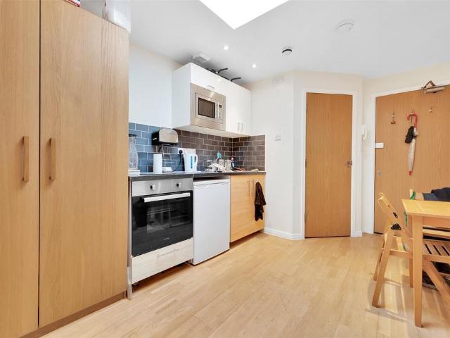 Chalk Farm Road, London, NW1 Studio to rent £1,650 pcm £381 pw