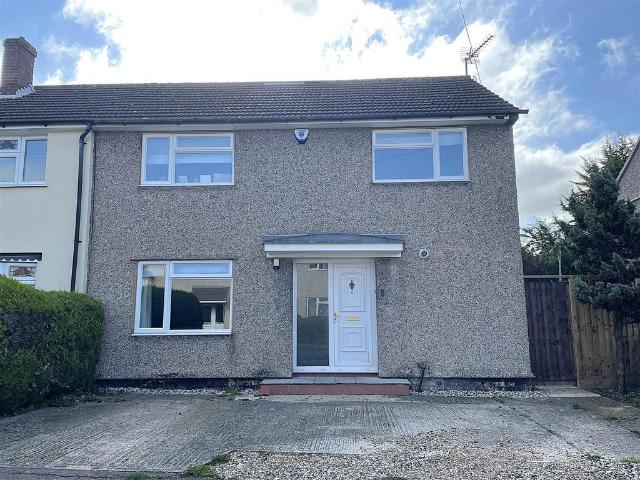 Chalklands, Cambridge CB21 3 bed semi detached house to rent £1,550 pcm £358 pw