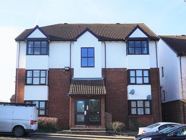 Chalice Way, Greenhithe DA9, Studio to rent, £925 pcm | PrimeLocation