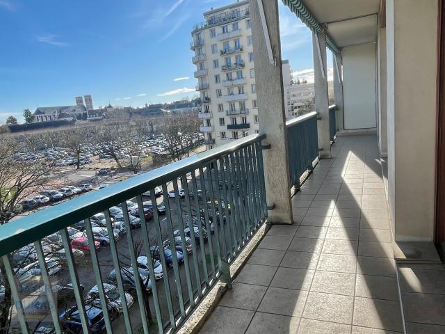 CHALON SUR SAONE CENTRE VILLE Bel appartement T5 lumineux avec Garage