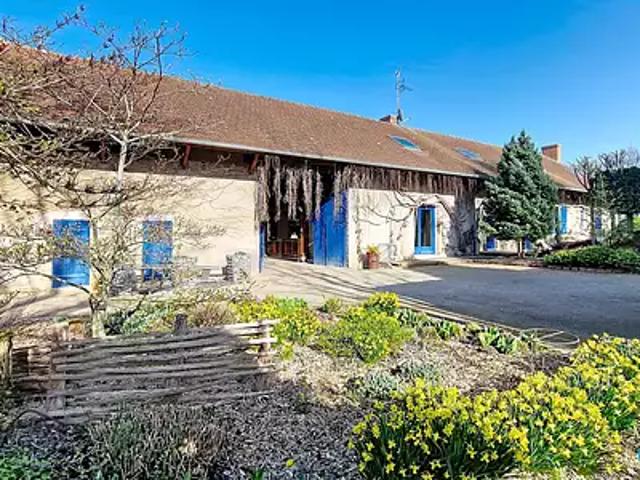 Chalon sur Saône 71100 Achat / Vente maison 9 pièces t9 terrasse
