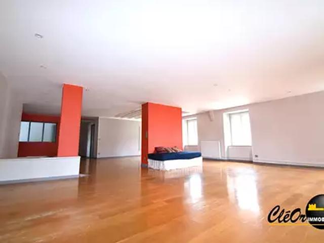 Chalon sur Saône 71100 Achat / Vente appartement 5 pièces t5 au dernier étage