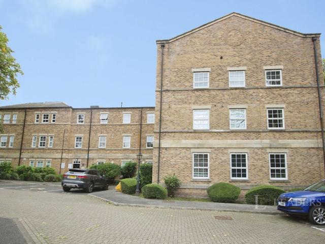 Chaloner Green, Wakefield, West Yorkshire WF1, 2 bed flat to rent, £1,100 pcm | PrimeLocation