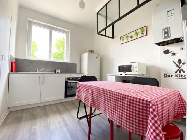 CHALONS CENTRE: Appartement T2 meublé, Chalons en champagne