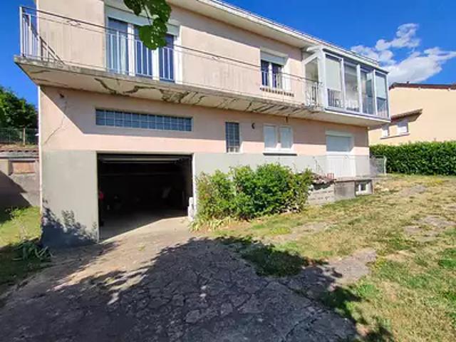Châlus 87230 Achat / Vente maison 7 pièces t7 au dernier étage